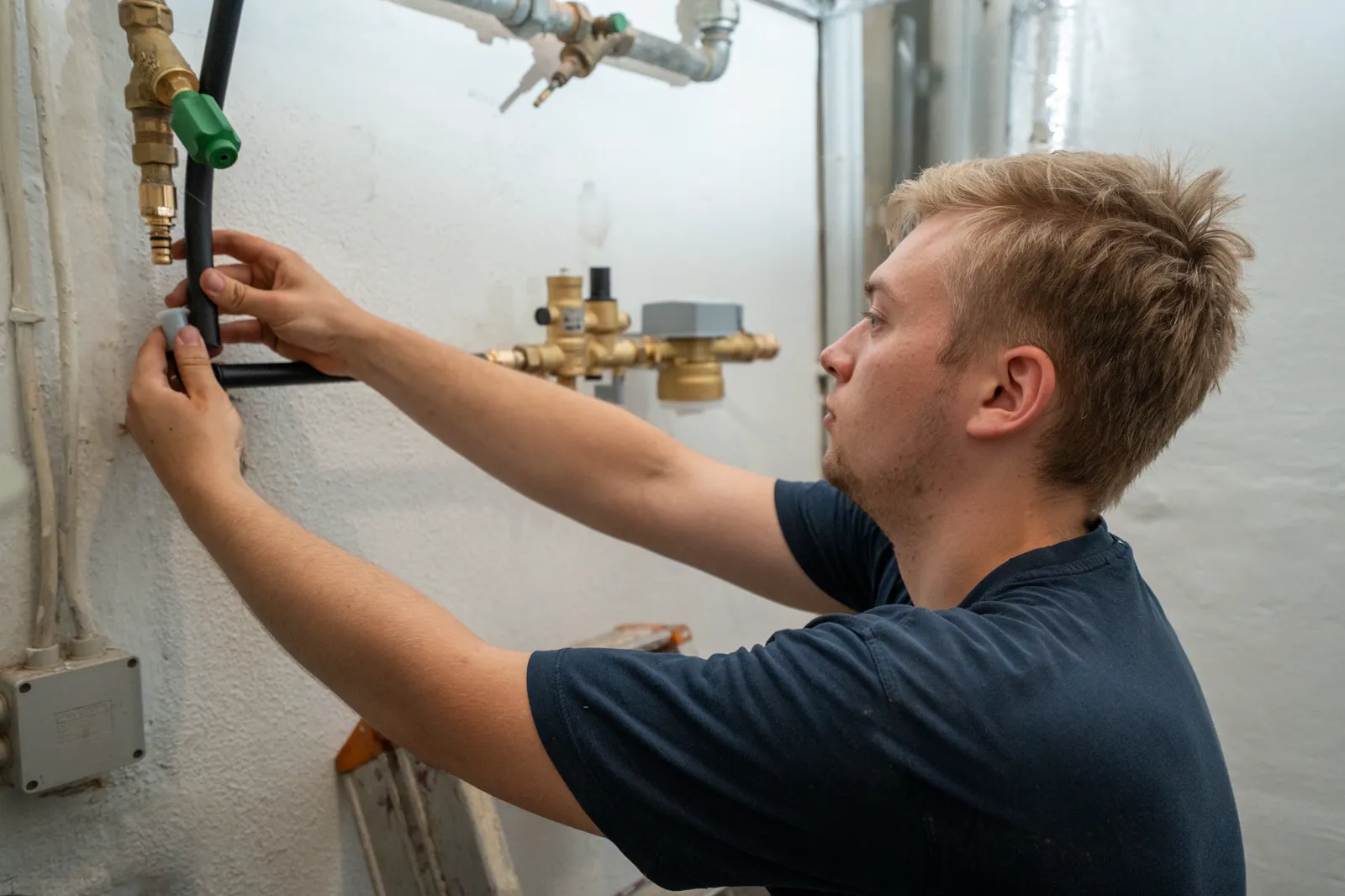 Montagearbeiten in der Werkstatt
